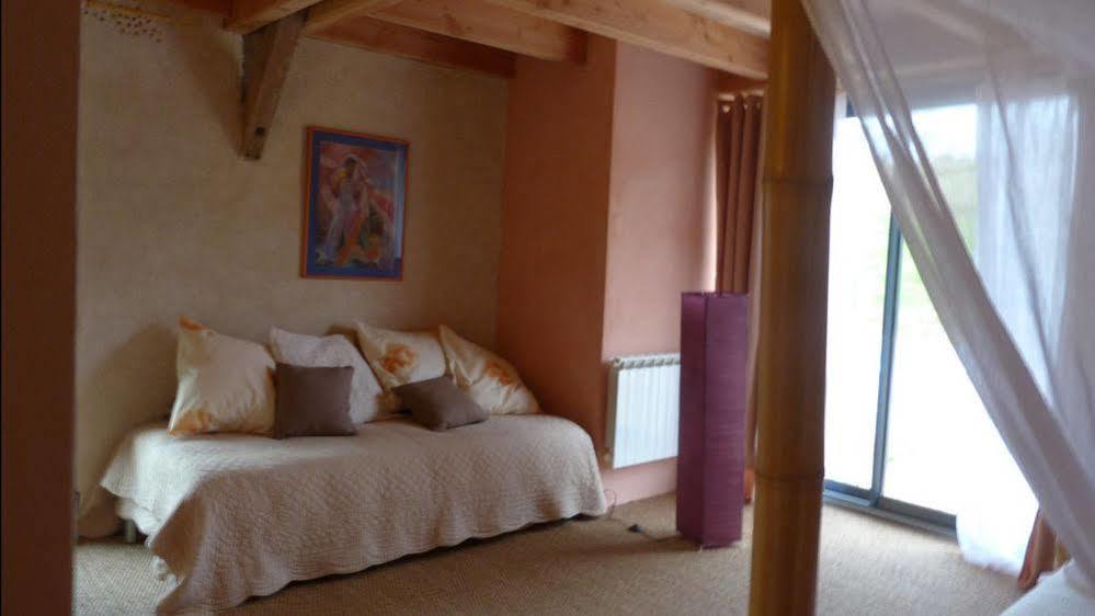 Bed and Breakfast Bout de Cote à Lacam-dʼOurcet Extérieur photo